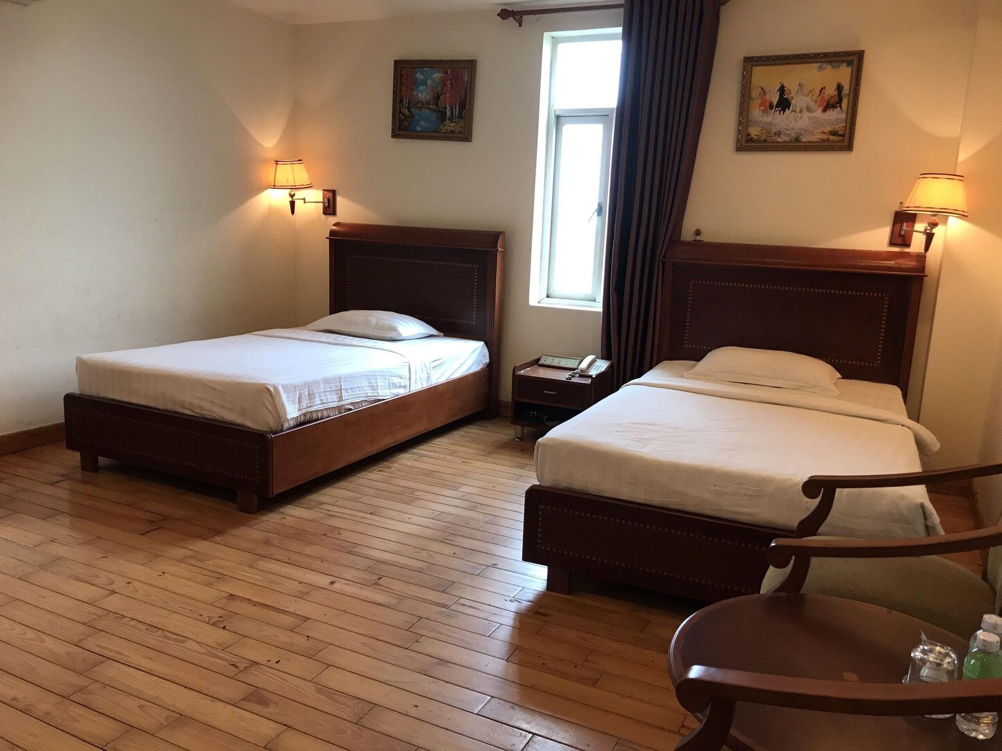 Hoang Yen 2 Hotel Thu Dau Mot Exterior photo