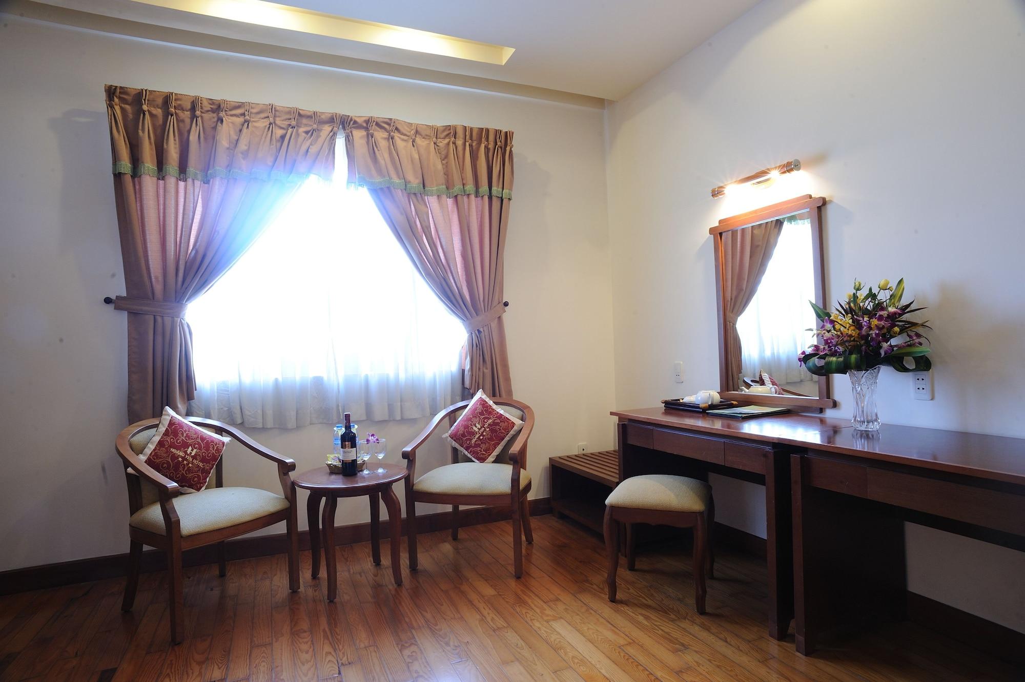 Hoang Yen 2 Hotel Thu Dau Mot Exterior photo
