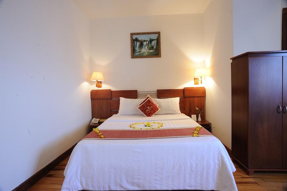 Hoang Yen 2 Hotel Thu Dau Mot Exterior photo