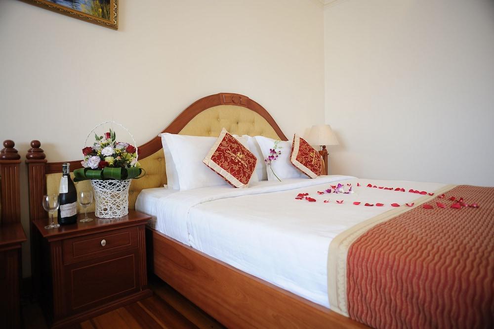 Hoang Yen 2 Hotel Thu Dau Mot Exterior photo